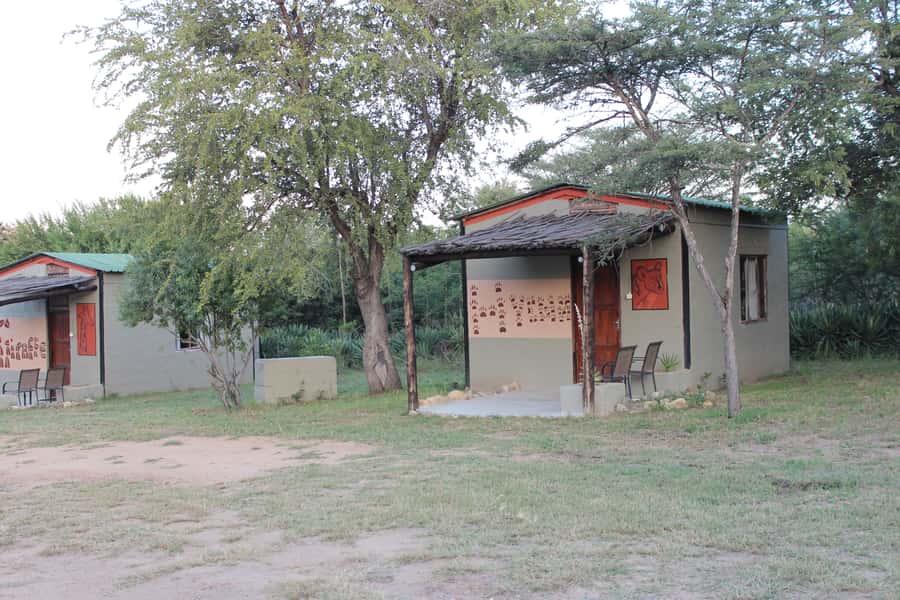 Johannesburg: Affordable 3 Day Kruger Park Safari - Accommodation: air conditioning, fresh beds, and modest standards