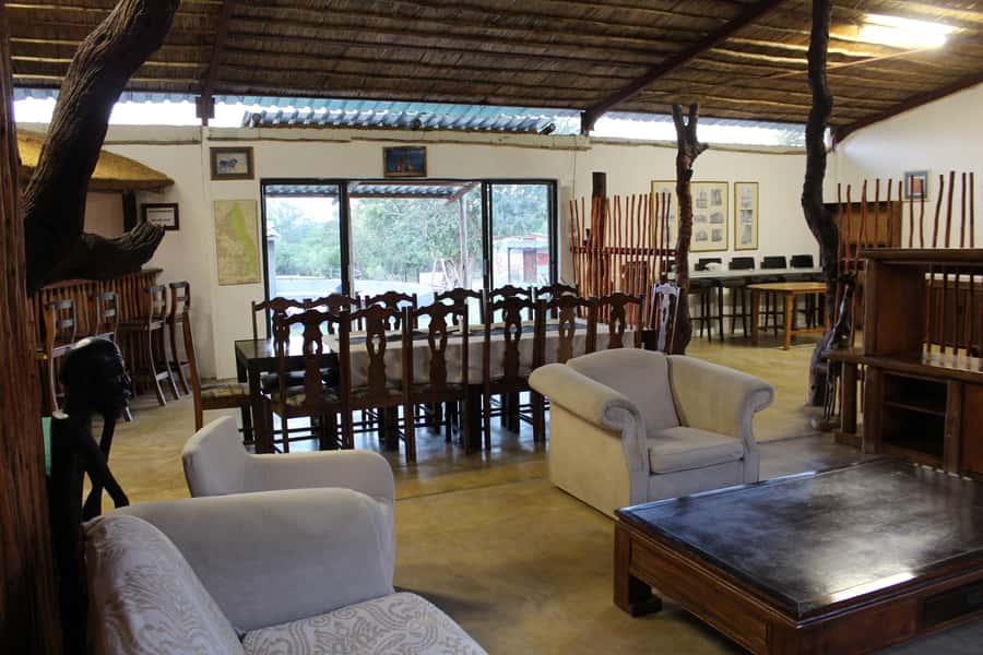 Johannesburg: Affordable 3 Day Kruger Park Safari - Day 1: Johannesburg to Tremisana and the Balule sunset drive
