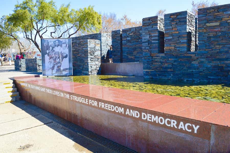 Johannesburg and Soweto: Half-Day Tour - From Johannesburg’s freeways to Soweto’s streets