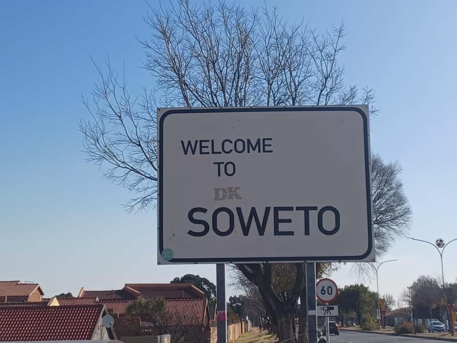 Johannesburg: Half-Day Soweto Tour with a Local Guide - The Soweto Towers, a bold modern landmark