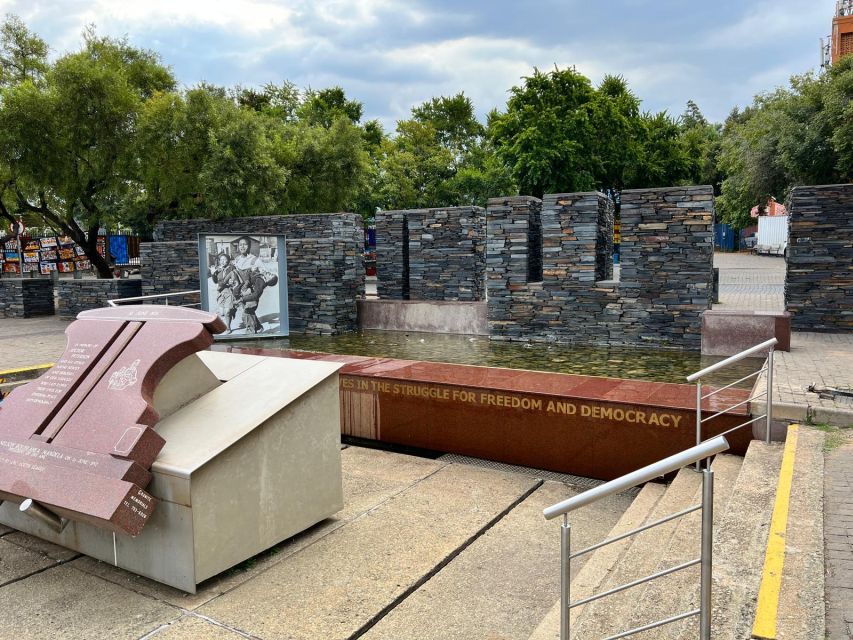 Johannesburg: Half-Day Soweto Tour with a Local Guide - What a local guide adds