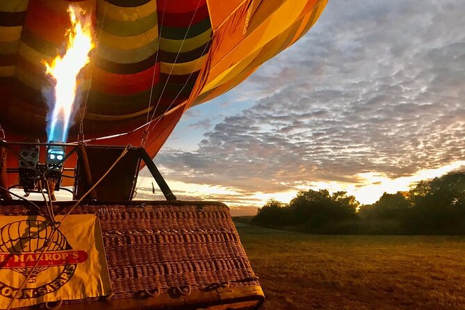 Johannesburg: Hot Air Balloon Flight along Magalies Valley - Coffee, muffins, and the balloons coming alive