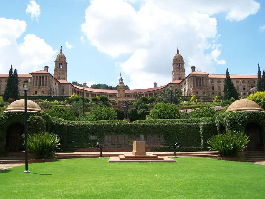 Johannesburg: Pretoria and Cullinan Diamond Mine Tour - Paul Kruger House and the Transvaal story