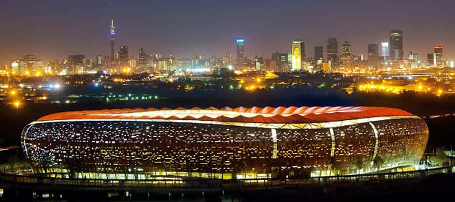 Johannesburg: Soweto Night Tour - Walking through Diepkloof for 45 minutes