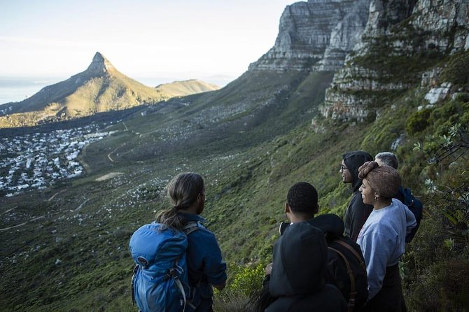 Kasteelspoort to Table Mountain summit - What the guide adds to the experience