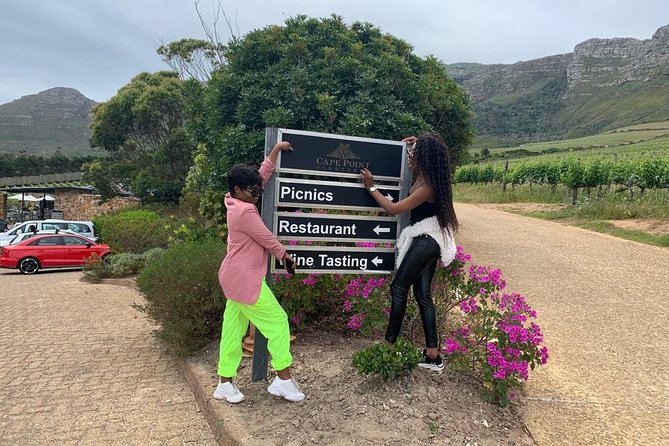 Kirstenbosch Botanical Gardens and Constantia Wine Tasting Tour. - Who will get the most from this seven-hour day?