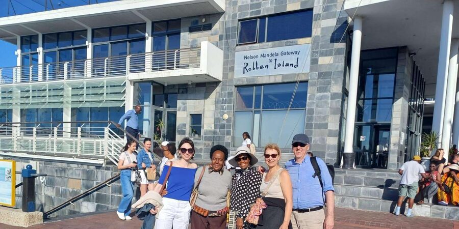 Kirstenbosch Garden, Bo-Kaap-Penguins & Cape Peninsula Tour - Kalk Bay and Simon’s Town, two different harbor views