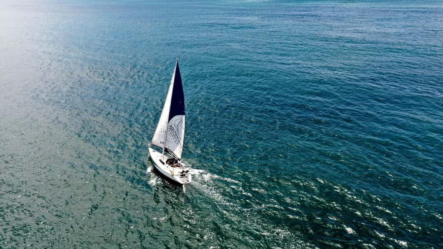 Knysna: 2.5-Hour Day Sail & Lunch Charter - Crossing the estuary for the first views