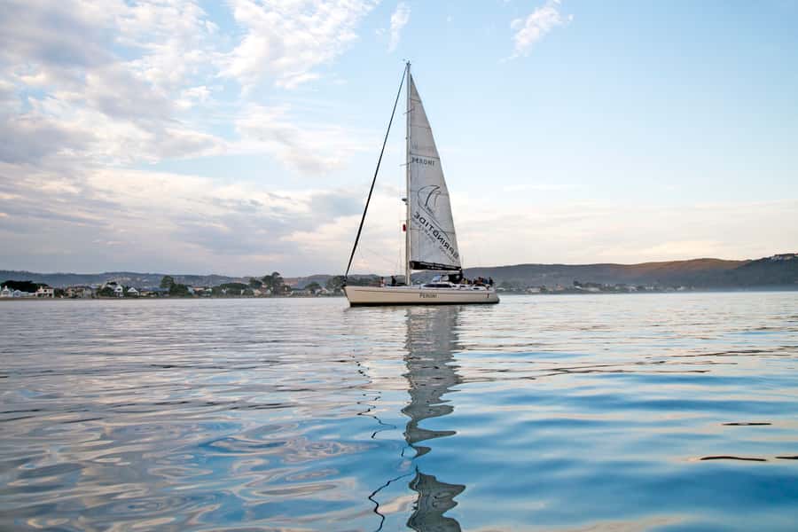 Knysna: 2.5-Hour Day Sail & Lunch Charter - Checking in at Knysna Waterfront