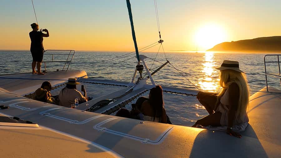 Knysna: Luxury Sunset Cruise with Captain's Barbeque - Setting off from Thesen Island