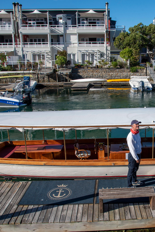 Knysna: Sightseeing Cruise on Coquette - Oysters, snacks, and champagne by pre-order