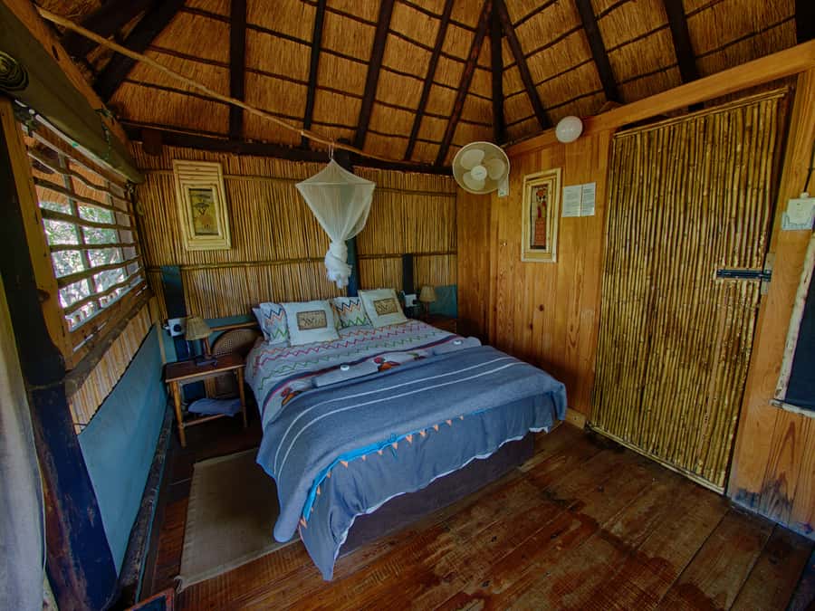 Kruger National Park: 3-Day Safari Tour and Treehouse Stay - Food, staff, and the feel of the lodges
