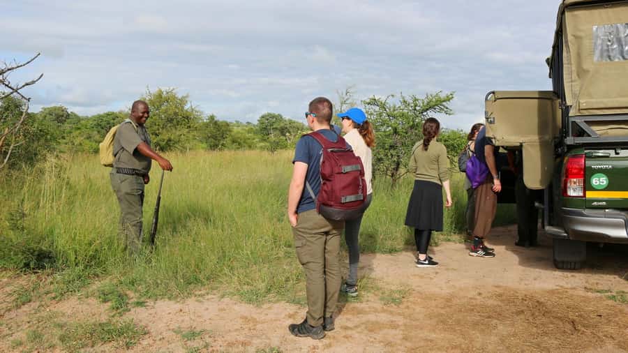 Kruger National Park: 3-Hour Walking Safari - Fitness, clothing, and what to carry