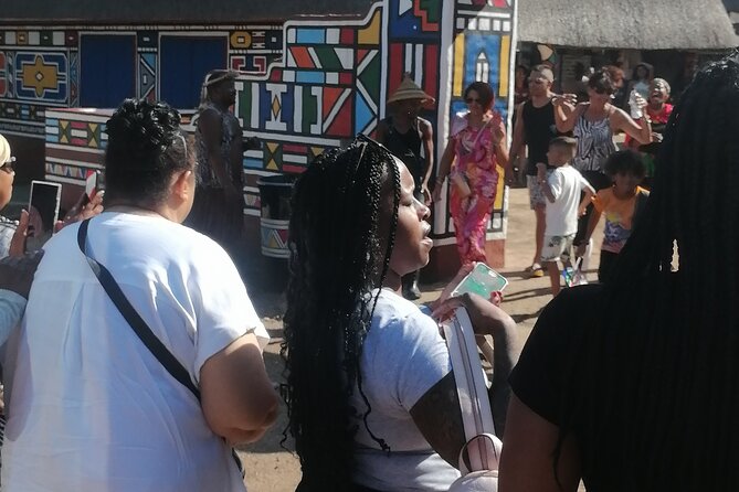 Lesedi cultural village: - The drive from Johannesburg is part of the experience
