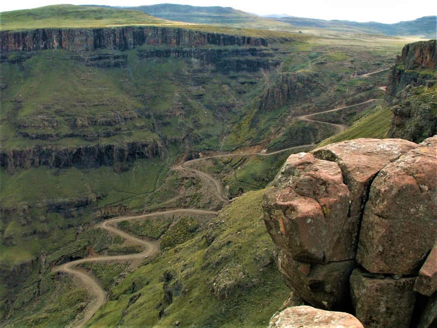 Lesotho: Sani Pass Scenic Day Trip w/ Village Visit & Lunch - Crossing into Lesotho at 2,874 meters