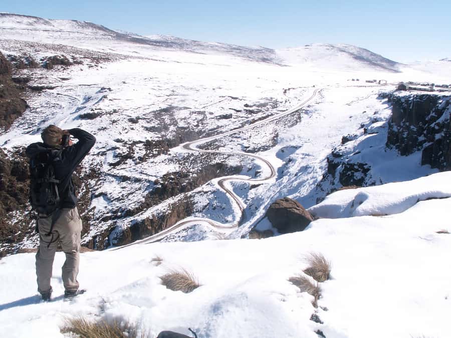 Lesotho: Sani Pass Scenic Day Trip w/ Village Visit & Lunch - The Land Rover climb from the Drakensberg