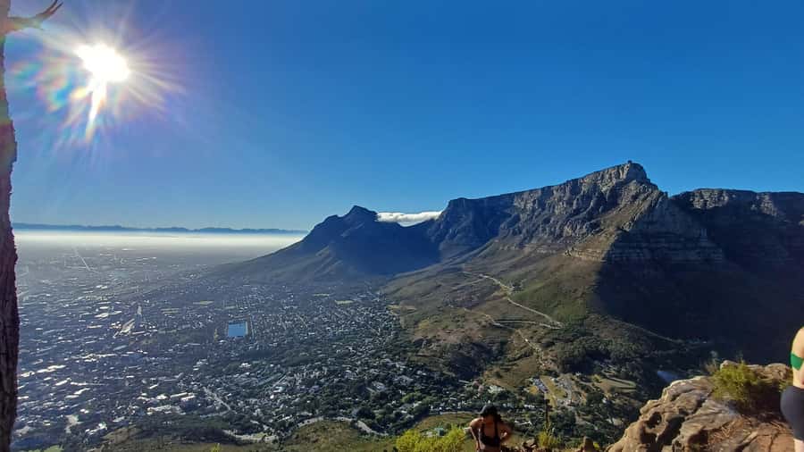 Lion's Head: Hike with a registered hiking guide - From jeep track to chains and ladders
