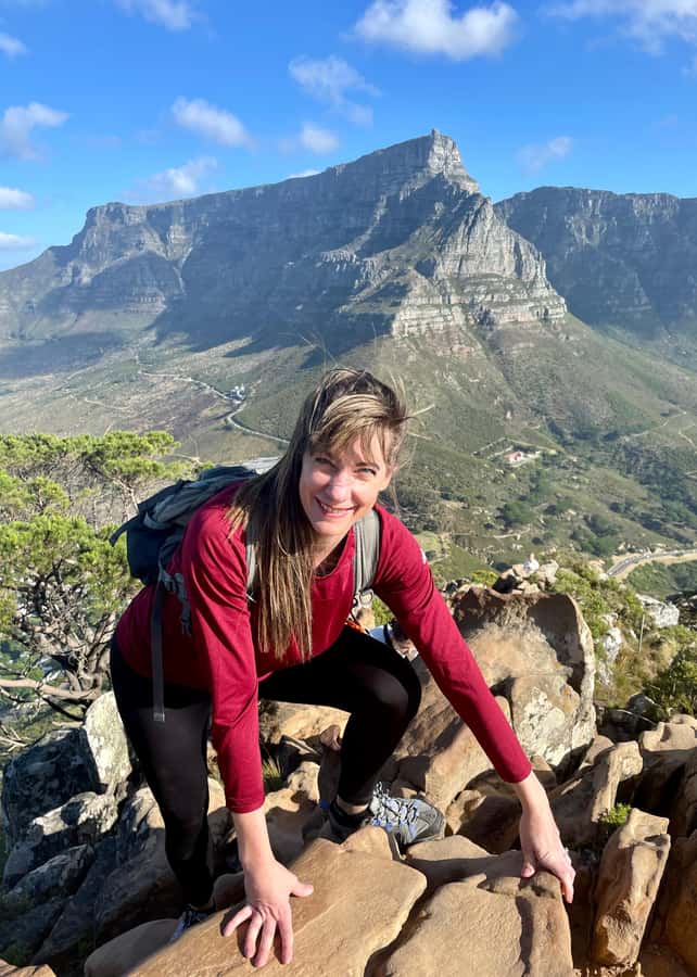 Lion's Head Sunrise or Sunset Hike + Hotel Pick-Up - Pickup in a military green Suzuki Jimny