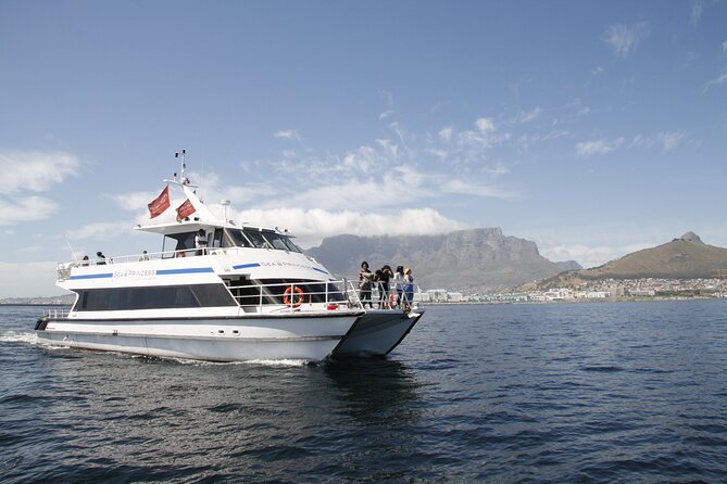 Luxury Sunset Cruise with Prosecco - Leaving Quay 5 for Table Bay