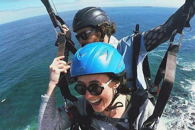 Paragliding in Cape Town (Icarus) - Taking off with a tandem pilot