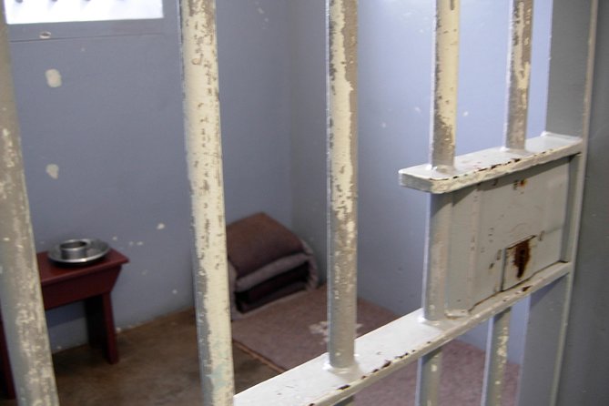 Path to Freedom: Apartheid & Township Tour with Private Transfers - Should you add Robben Island?