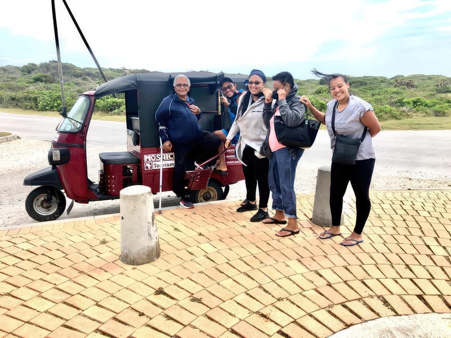 Port Elizabeth tuk-tuk tour, experience the natural beauty. - Penguin rehabilitation, a worthwhile stop