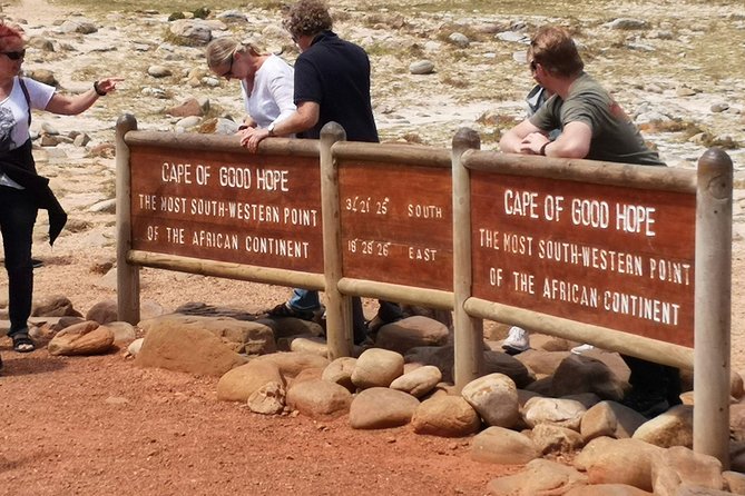 Private Cape of Good Hope and Penguins tour from Stellenbosch. - Kirstenbosch, Boyes Drive, and Muizenberg