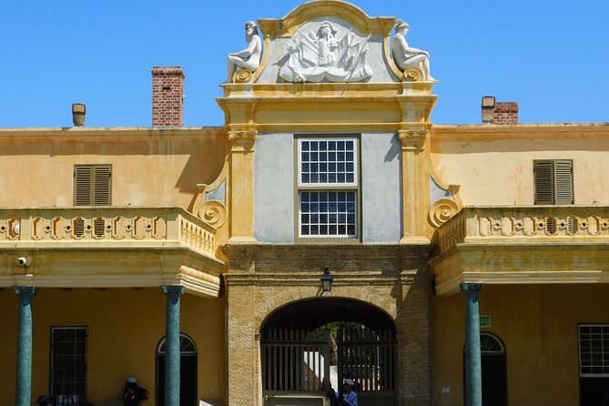 Private Cape Town City Tour - Slave Lodge gives the colonial story another side