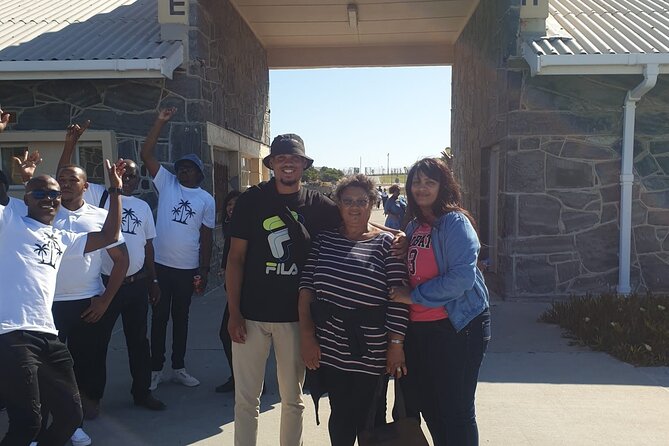 Private Full Day Tour to Robben Island and Table Mountain - A Private Cape Town Drive Between Major Sights