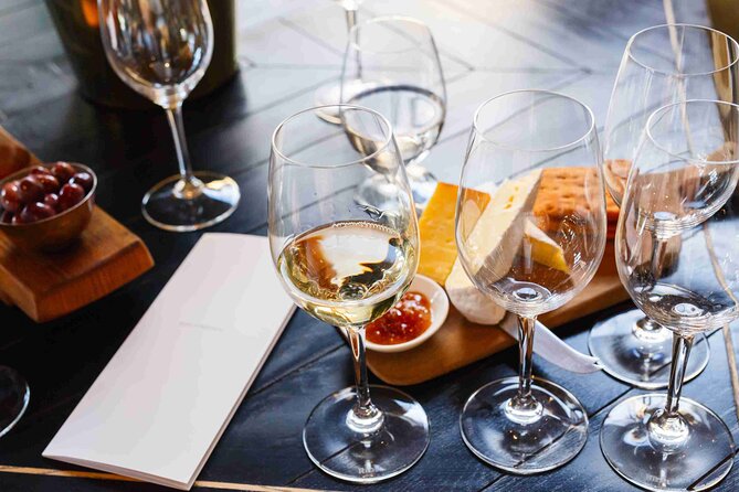 Private Full Day Wine Tour in Cape Town - Delheim: the main meal and a warmer atmosphere