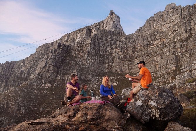 Private Hiking Tour of Table Mountain - A guide turns scenery into a real nature experience