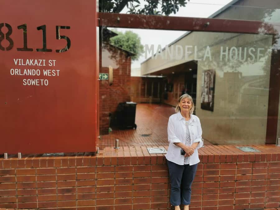 Private Soweto,Mandela House,Apartheid Museum,Constitution - Starting in Soweto before the traffic builds