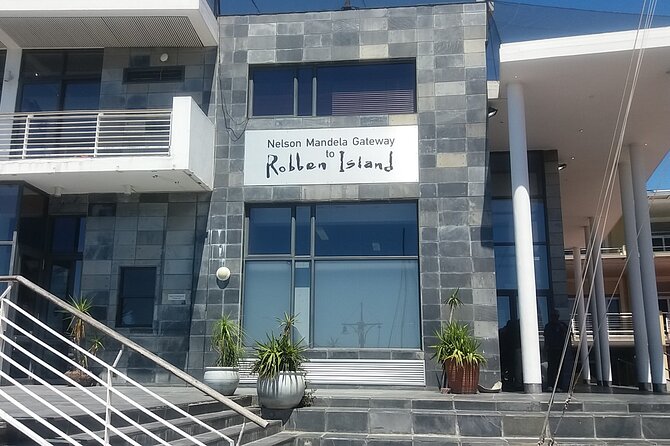 Robben Island Museum Stellenbosch Wineries Plus Ferry Ticket F/D - Should you book it?