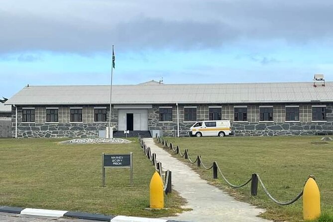 Robben Island, Table Mountain and kirstenbosch from Cape Town - Why this three-part Cape Town tour works
