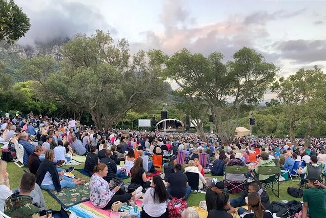 Robben Island, Table Mountain and kirstenbosch from Cape Town - One hour among Kirstenbosch’s plants