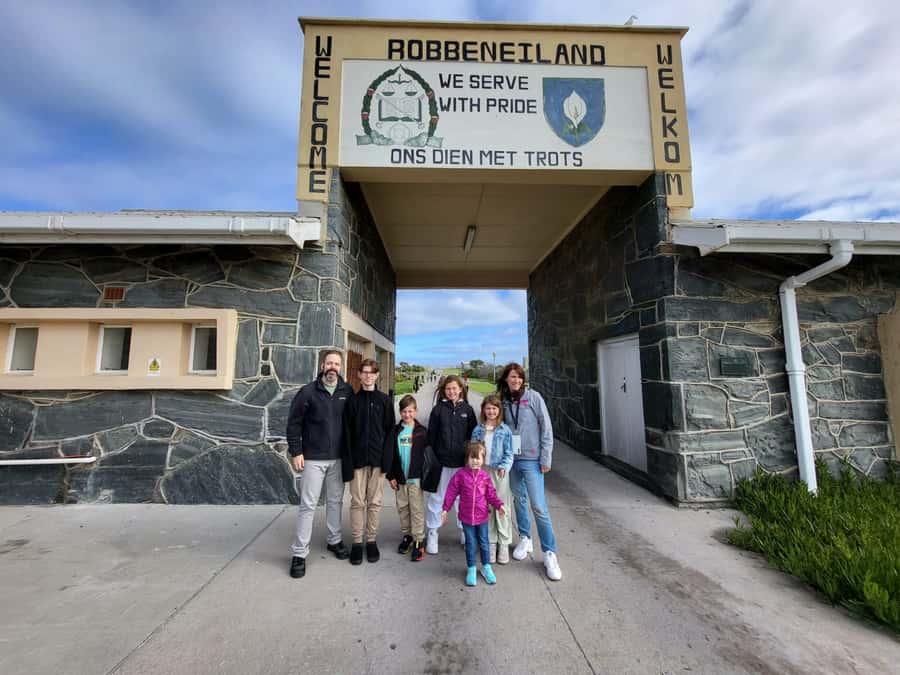 Robben Island,Table Mountain Full day Private Tour Cape Town - Key points to know before booking