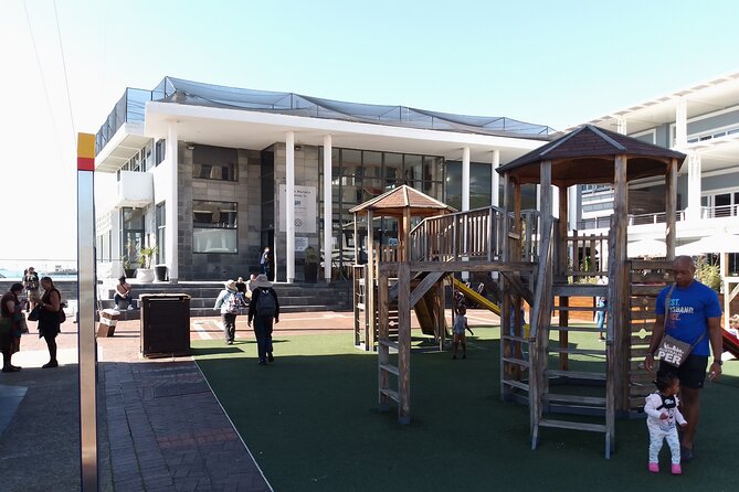 Robben Island Tour; Pickup, Drop-off; Guided Tour Historic Prison - Who will appreciate this tour most