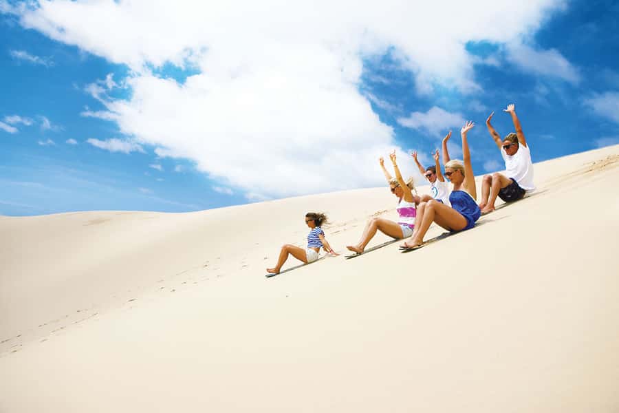 Sandboarding with jeep - drive uphill - Gear, shelter, and the small comforts
