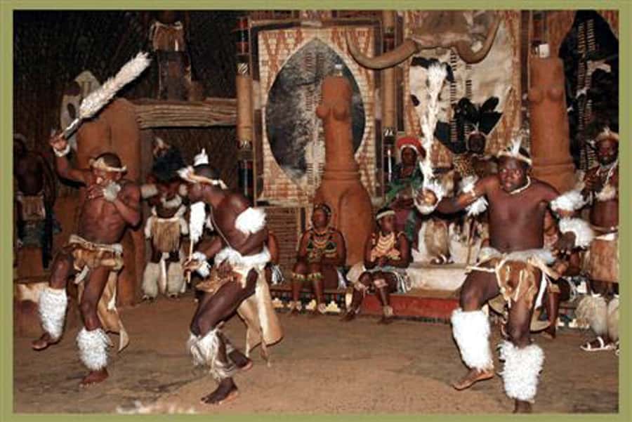 Shakaland and Zulu Culture Full-Day Trip - Pickup, languages, and planning the day