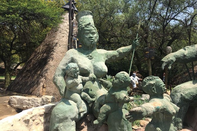 Soweto and Apartheid Museum Tour - What the $232 price covers