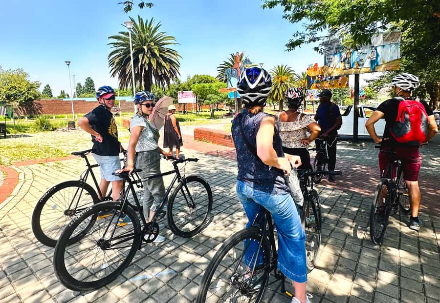 Soweto: Guided Bicycle Tour with Lunch - Key points at a glance