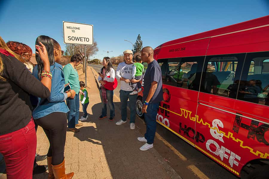 Soweto: Hop-On Hop-Off Bus, City Tour and Apartheid Museum - Starting at Rosebank or using the Sandton shuttle