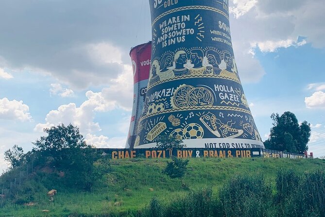 Soweto /Johannesburg and Apartheid Museum Guided Full Day Tour - Vilakazi Street and Mandela House
