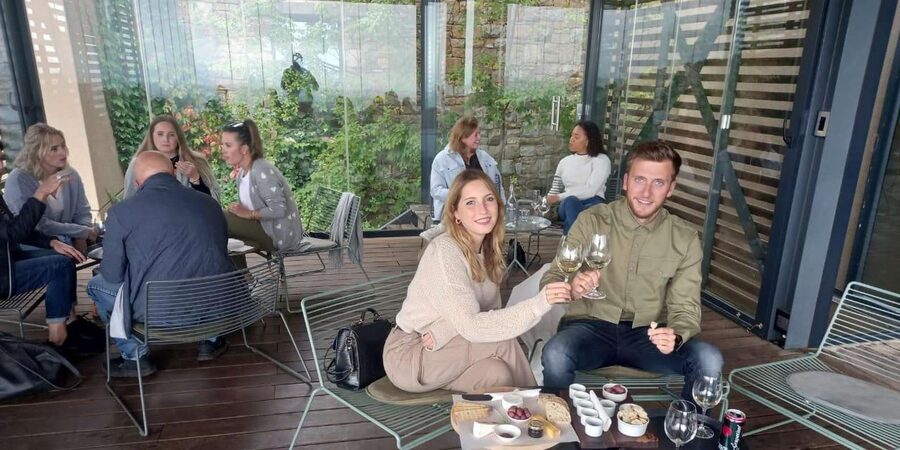 Stellenbosch, Franshoek ,Paarl Region (20 wine tastings) - Fairview finishes with wine and six cheeses