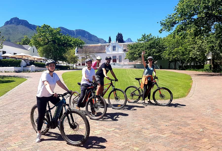 Stellenbosch: Historical Bike Tour & Wine Tasting - Jonkershoek Valley brings the scenery