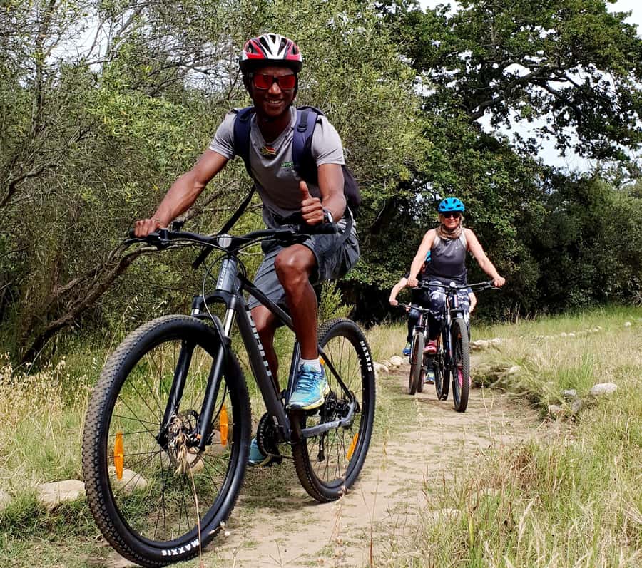 Stellenbosch: Historical Bike Tour & Wine Tasting - The second estate adds architecture, cellar access, and chocolate