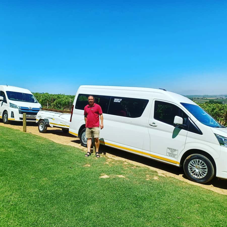 Stellenbosch wine tour, all inclusive of lunch and tastings. - Four Stellenbosch wineries in one day