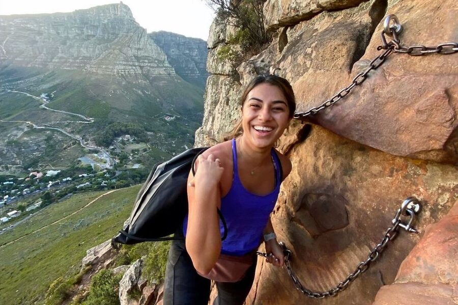 Sunrise & Sunset Lion's Head Hike + Hotel Pick-Up - The pickup sets the tone for an early or late outing