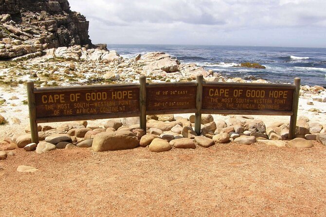 Table Mountain, Cape Point & Penguin Beach ENTRANCE INCLUDED - Table Mountain is the grand finish