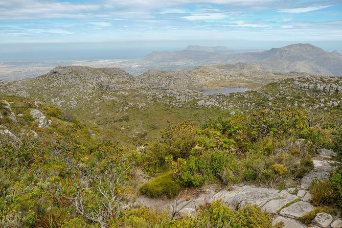Table Mountain Summit Hike via Kasteelspoort - The final climb to the summit plateau